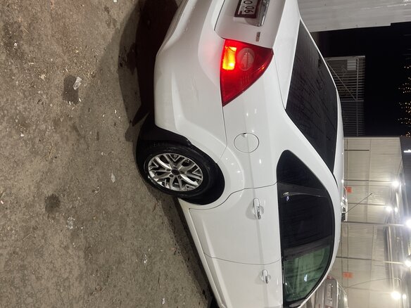 2008 Ford Focus II Рестайлинг, белый, 630000 рублей - вид 6
