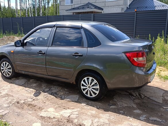 2013 Lada (ВАЗ) Granta I, серебристый, 330000 рублей - вид 7