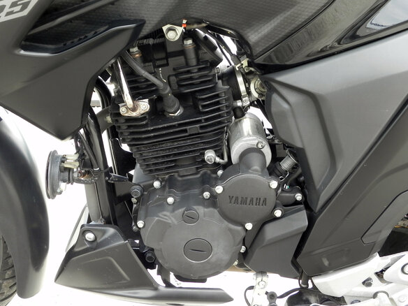 2020 Yamaha FZ25 Fazer, чёрный, 360000 рублей - вид 13