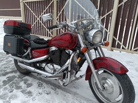 2003 Honda VT 1100, красный, 585000 рублей, вид 4
