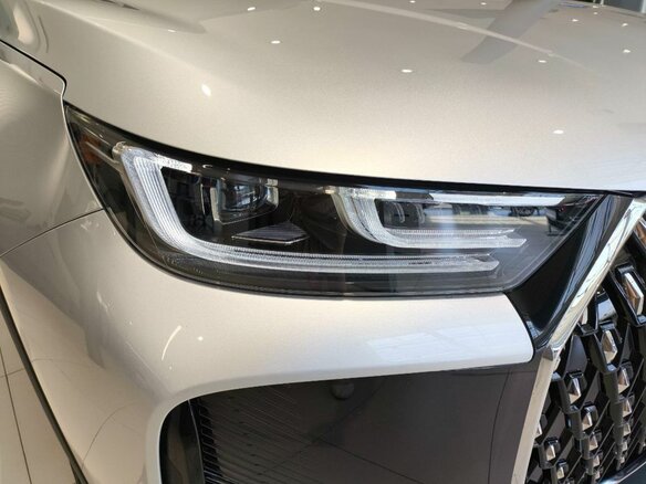 2025 Chery Tiggo 7L I, серебристый, 2735000 рублей - вид 12