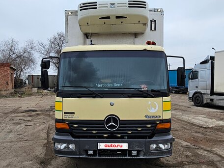 2000 Mercedes-Benz Atego, жёлтый, 2350000 рублей, вид 1