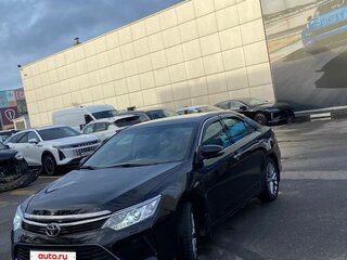 2016 Toyota Camry VII (XV50) Рестайлинг, чёрный, 1800000 рублей, вид 2