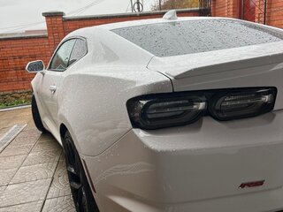 2020 Chevrolet Camaro 10-speed VI Рестайлинг, белый, 4860000 рублей, вид 5