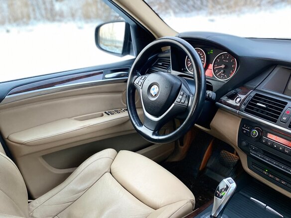2010 BMW X5 35i II (E70) Рестайлинг, чёрный, 2000000 рублей - вид 10