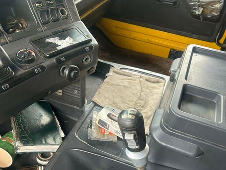1991 Scania R-Series, жёлтый, 509429 рублей, вид 2