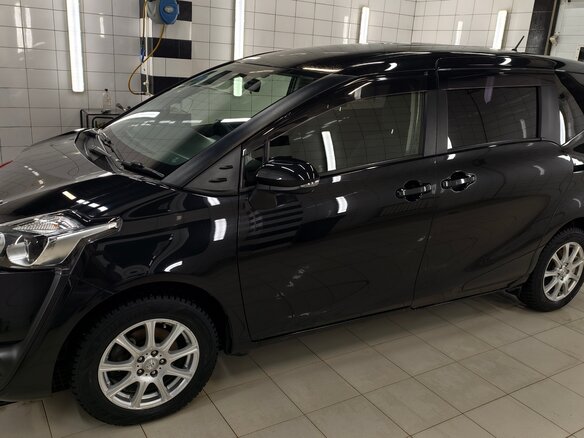 2015 Toyota Sienta II, чёрный, 1100000 рублей - вид 6