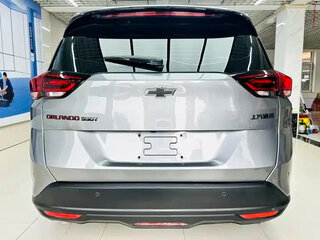 2022 Chevrolet Orlando II, серебристый, 1320004 рублей, вид 5