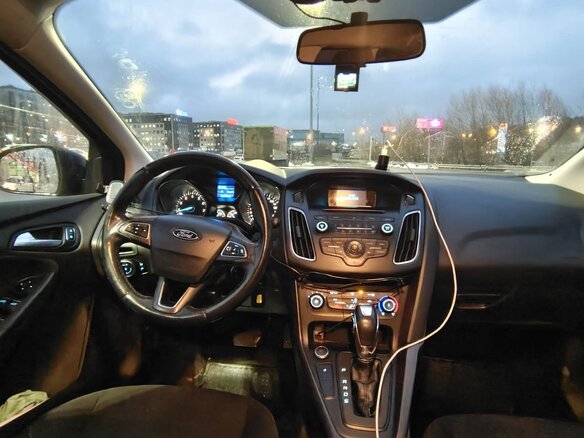2015 Ford Focus III Рестайлинг, синий, 1200000 рублей - вид 2