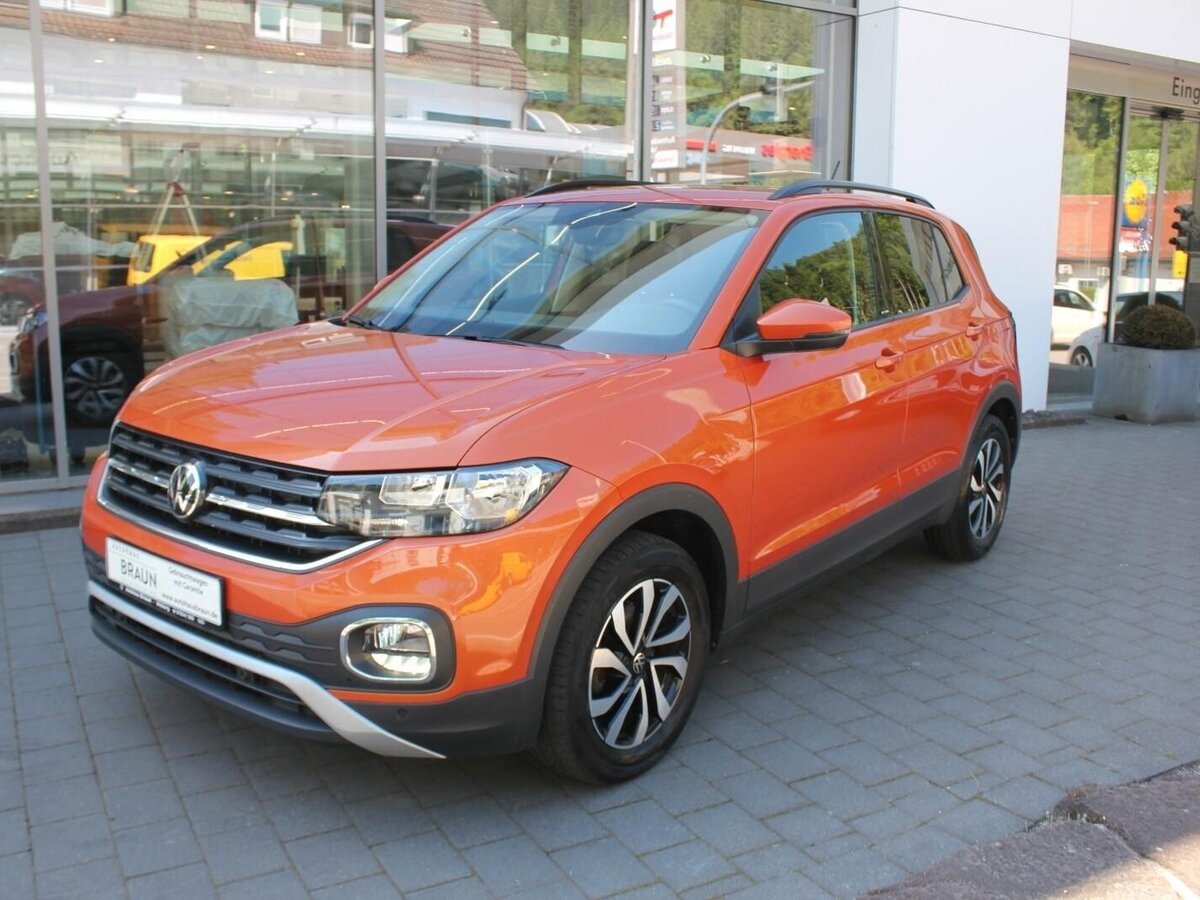 Открыть фотографии: Volkswagen T-Cross I