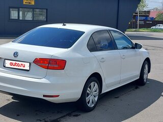 2015 Volkswagen Jetta VI Рестайлинг, белый, 1300000 рублей, вид 3
