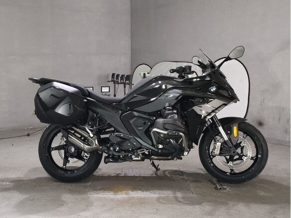 2026 BMW R 1300 RS, чёрный, 1900000 рублей