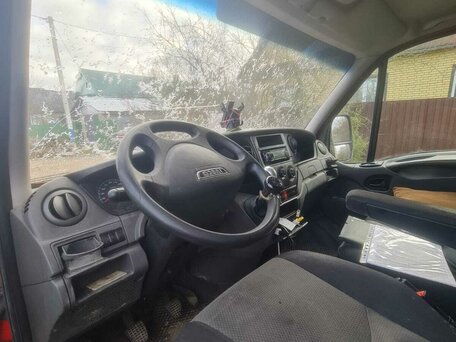 2015 Iveco Daily, красный, 1550000 рублей, вид 1