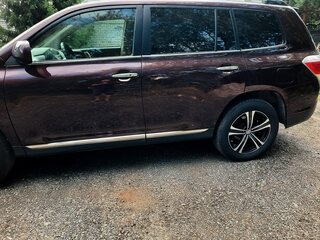 2011 Toyota Highlander II (XU40) Рестайлинг, красный, 1800000 рублей, вид 5