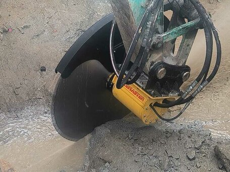 2024 Kobelco SK200, зелёный, 1100000 рублей, вид 2