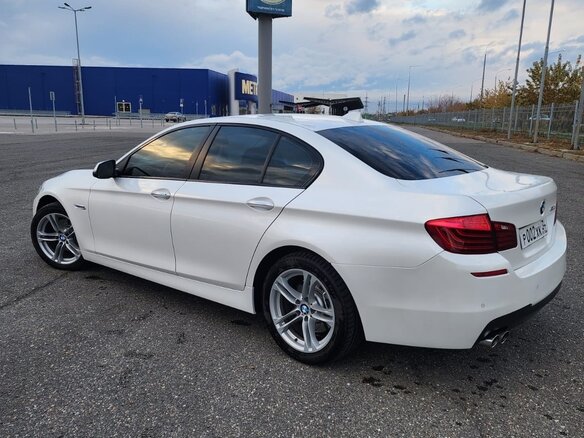 2014 BMW 5 серии 520d VI (F10/F11/F07) Рестайлинг, белый, 2300000 рублей - вид 6