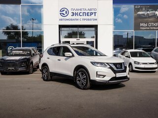 2021 Nissan X-Trail III Рестайлинг, белый, 2400000 рублей, вид 1