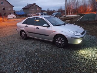 2003 Ford Focus I Рестайлинг, серебристый, 200000 рублей, вид 4