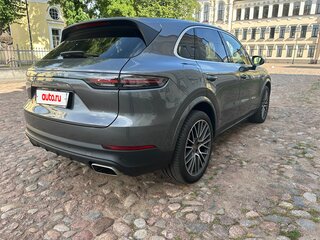 2022 Porsche Cayenne III, серый, 7700000 рублей, вид 4