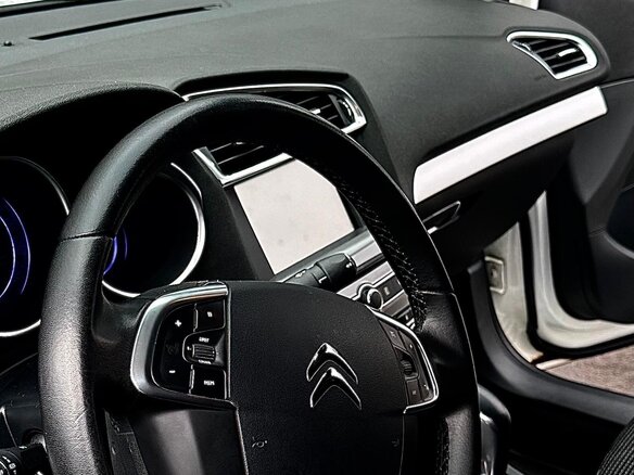 2018 Citroen C4 II Рестайлинг, белый, 1149000 рублей - вид 14