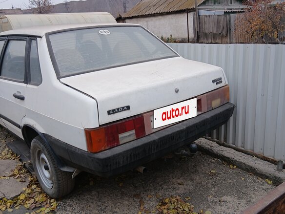 1992 Lada (ВАЗ) 21099, белый - вид 2