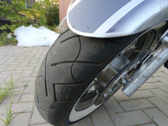2007 Yamaha XVS1300, серебристый, 600000 рублей - вид 4