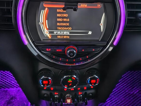2017 Mini Hatch Cooper III (F55/F56), оранжевый, 1490000 рублей - вид 10