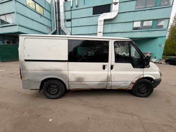 2004 Ford Transit, белый, 250000 рублей - вид 2