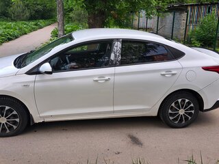 2021 Hyundai Solaris II Рестайлинг, белый, 1100000 рублей, вид 3