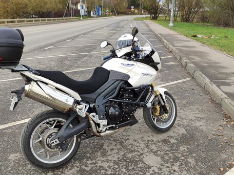2007 Triumph Tiger 1050, белый, 540000 рублей, вид 5