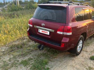 2008 Toyota Land Cruiser 200 Series, красный, 3000000 рублей, вид 4