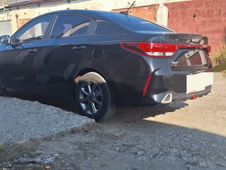 2021 Kia Rio IV Рестайлинг, чёрный, 1850000 рублей, вид 2