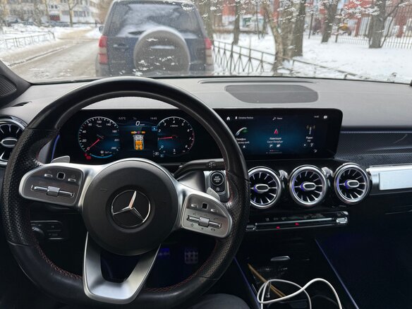 2020 Mercedes-Benz GLB 250 I (X247), чёрный, 4100000 рублей - вид 4