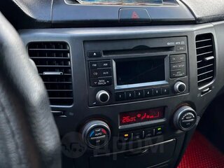 2010 Kia Magentis 5-speed II Рестайлинг, белый, 820000 рублей, вид 3