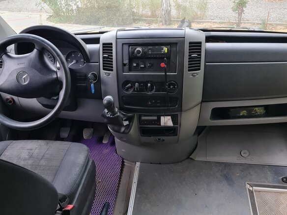 2017 Mercedes-Benz Sprinter, жёлтый, 5450000 рублей - вид 8