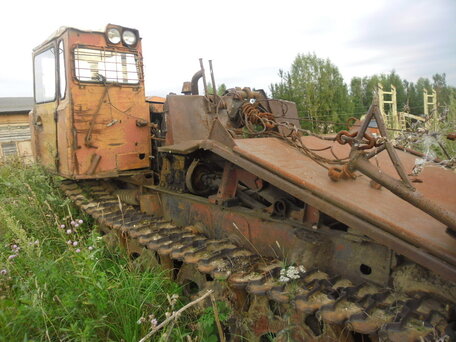 1984 ОТЗ ТДТ-55, красный, 299000 рублей, вид 4