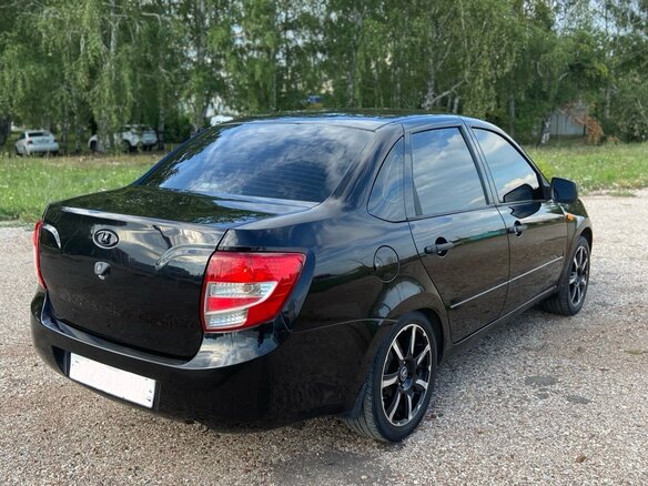 2013 Lada (ВАЗ) Granta I, синий, 440000 рублей - вид 2