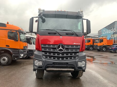 2023 Mercedes-Benz Arocs, красный, 23000000 рублей, вид 3