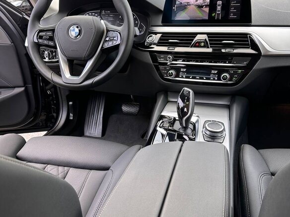 2020 BMW 5 серии 530i VII (G30/G31/G38) Рестайлинг, чёрный, 5500000 рублей - вид 13
