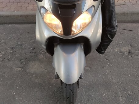 2004 Suzuki Burgman (SkyWave) 650, серебристый, 280000 рублей, вид 3