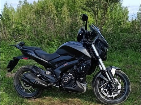 2024 Bajaj Dominar 400, чёрный, 450000 рублей, вид 2