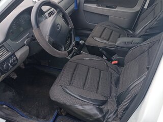 2011 Lada (ВАЗ) Priora I, белый, 500000 рублей, вид 3