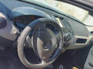 2012 Renault Sandero I, белый, 669000 рублей, вид 3