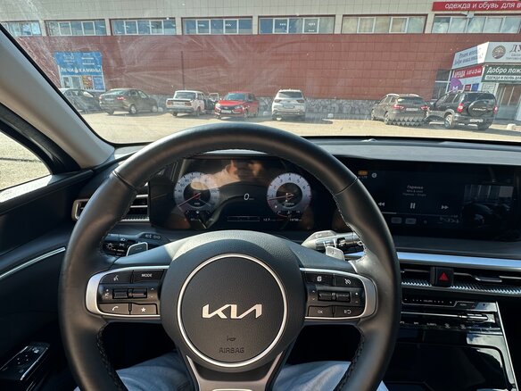 2024 Kia K5 III, серый, 3250000 рублей - вид 15