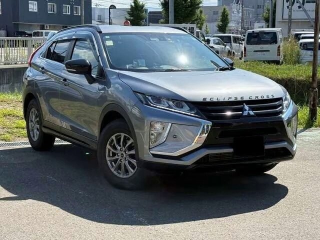 Открыть фотографии: Mitsubishi Eclipse Cross I