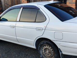 2001 Nissan Sunny B15, белый, 350000 рублей, вид 5