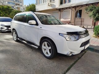 2012 Mitsubishi Outlander III, белый, 1320000 рублей, вид 2