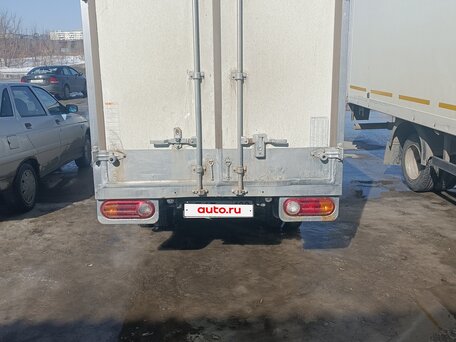 2009 Hyundai Porter II, белый, 900000 рублей, вид 3