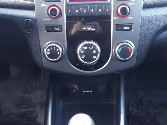 2011 Kia Cerato 6-speed II, коричневый, 490000 рублей - вид 8