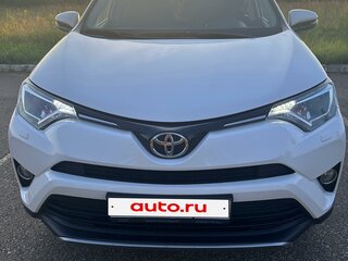 2017 Toyota RAV4 IV (XA40) Рестайлинг, белый, 2270000 рублей, вид 2